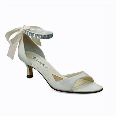 bridal shoes low heel ivory